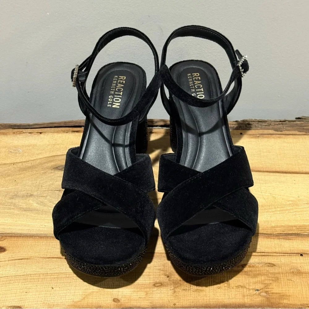 Kenneth Cole Reaction brand new